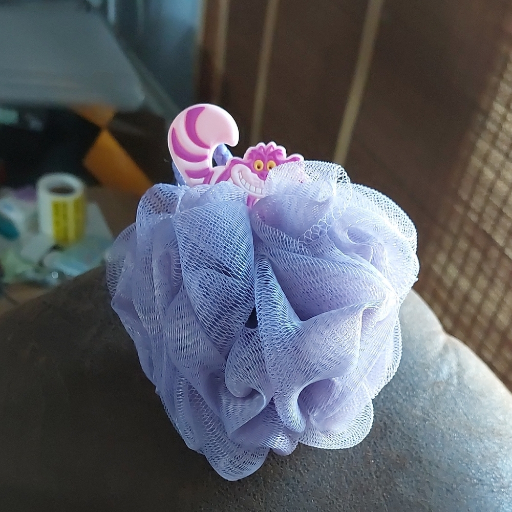 Disney Alice In Wonderland Cheshire Cat Body Sponge